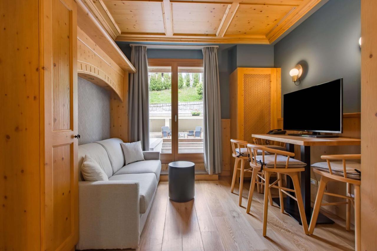 Radisson Residences Savoia Palace Кортина д'Ампецо Екстериор снимка