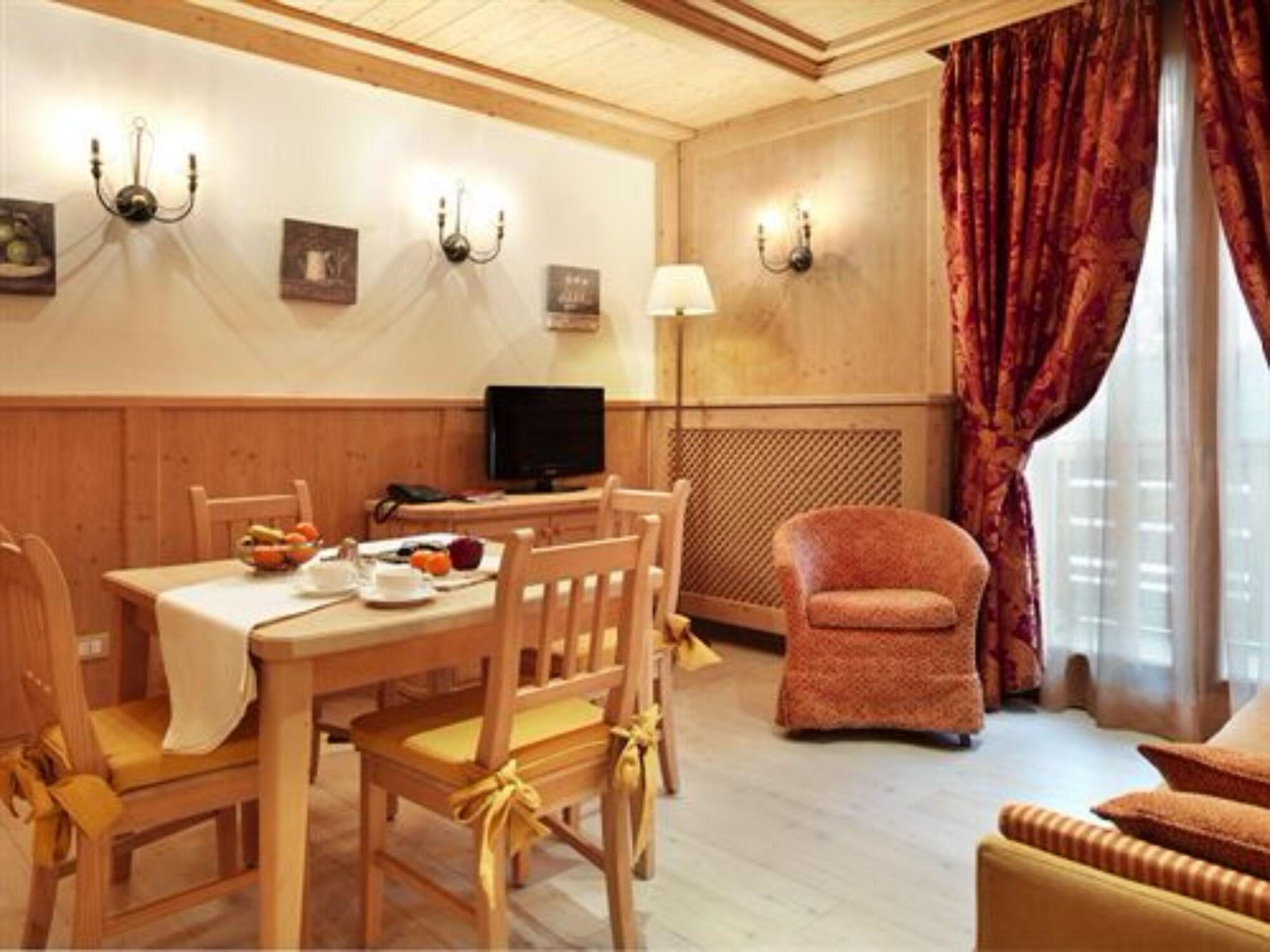 Radisson Residences Savoia Palace Кортина д'Ампецо Екстериор снимка